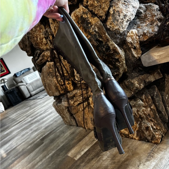 Ellie Dark Green Lace-Up Heeled Boots - Picture 7 of 10